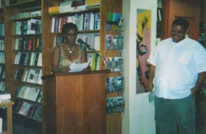 Tercer ejemplar Sótano 00931 Librería la Tertulia.